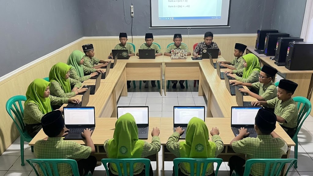 Ekskul Komputer